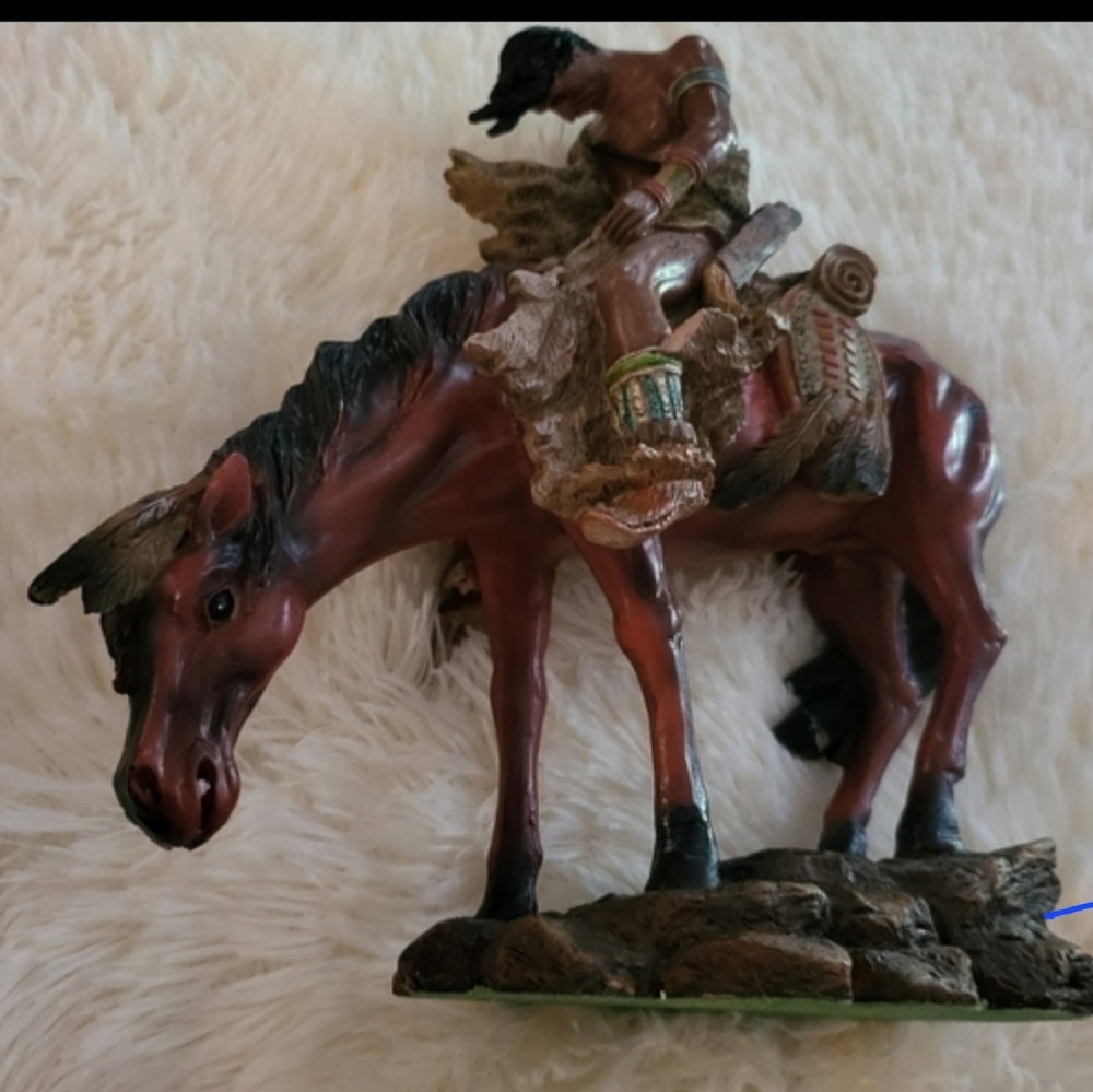 NATIVE AMERICAN INDIAN WARRIOR STATUE